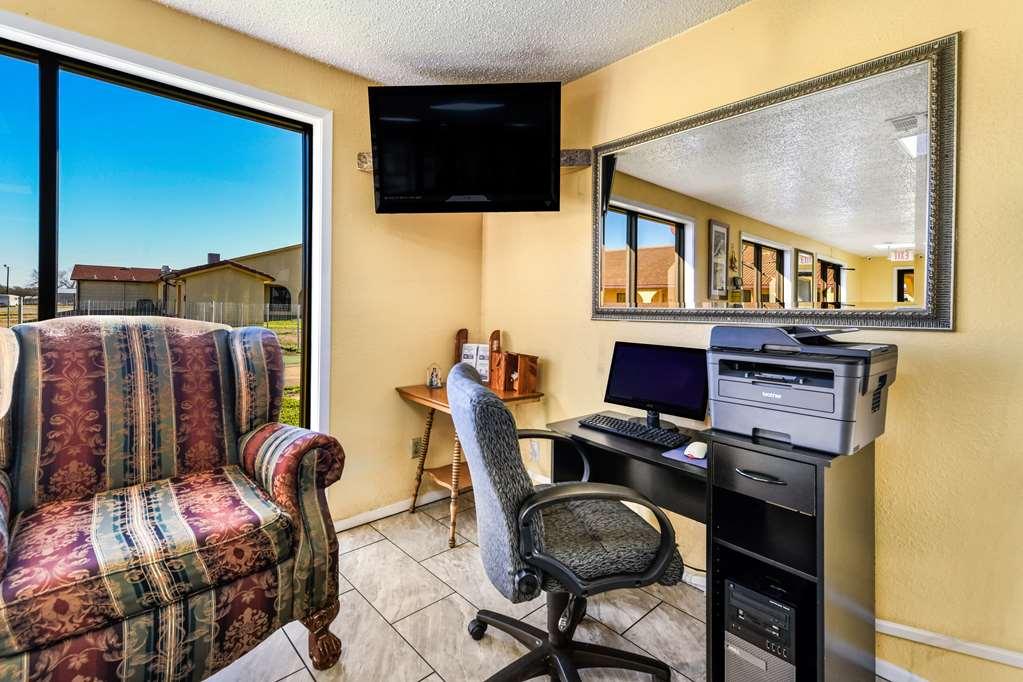 Americas Best Value Inn Bonham Exteriör bild
